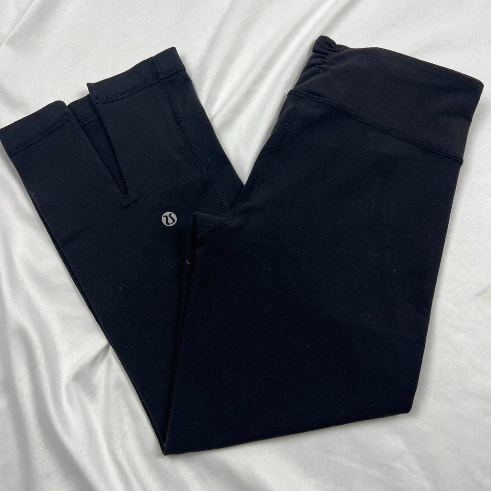 Lululemon Women's Size 4 Leggings Black Yoga Capri With Slit And Scrunch